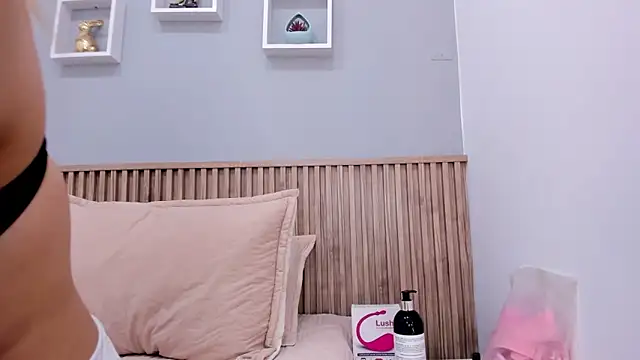 SalommeeT's Live XXX Chat