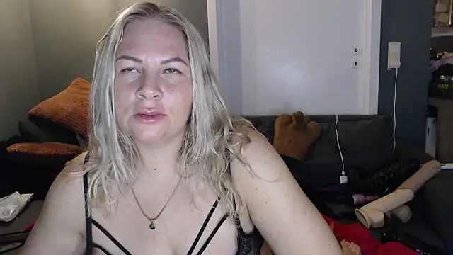 Chatroom XXX en direct de Amanda_Norsk