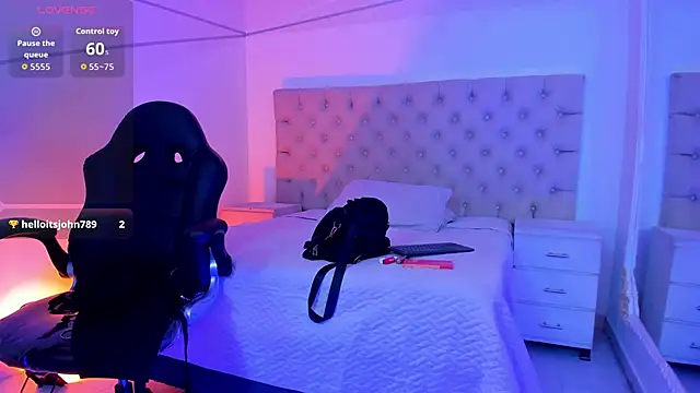 Chat +18 de Agathaargent_ ao vivo