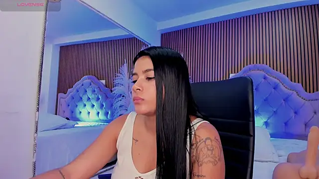 SelenaStonne 라이브 XXX 채팅