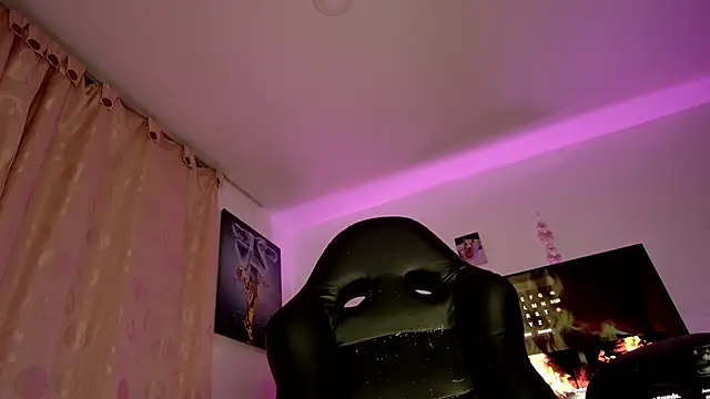 TiffanyBela: απευθείας συνομιλία ΧΧΧ