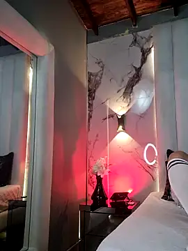 ZaraKnox 라이브 XXX 채팅