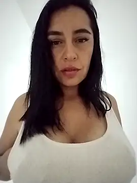 hailey85 élő XXX-chatje