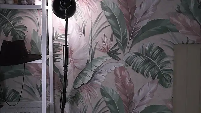 MarlinVarian's Live XXX Chat