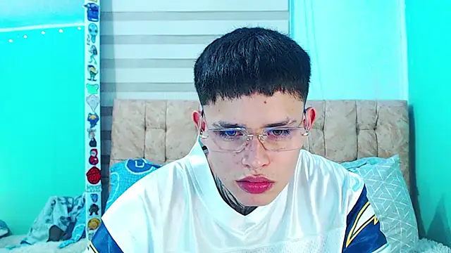 _justinmoon2 élő XXX-chatje