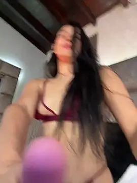 Chatroom XXX en direct de BrigitteVons