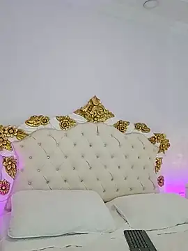 Chatroom XXX en direct de AnnyLorets