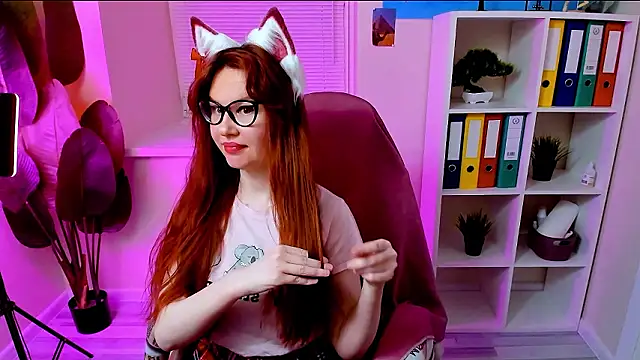 CarolGiggly Adlı Modelin Canlı XXX Sohbeti