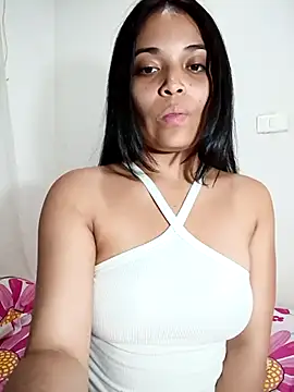 Chatroom XXX en direct de _Estrellita_