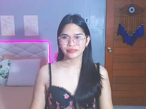 Show modela alianabrooks na web-kameri