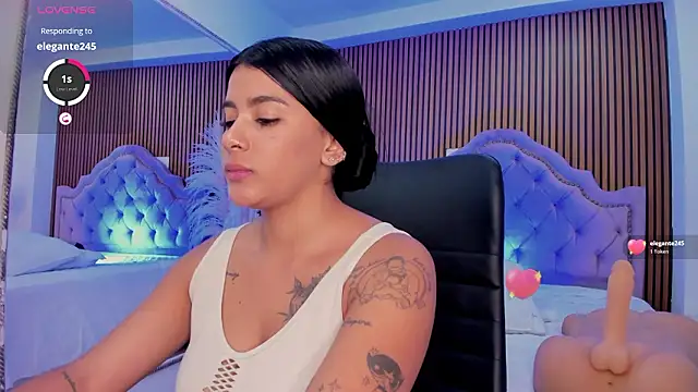 Živý XXX chat SelenaStonne