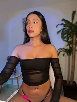 SelenaStone Live XXX-chat