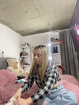 Cristal_v_1 Live XXX-Chat