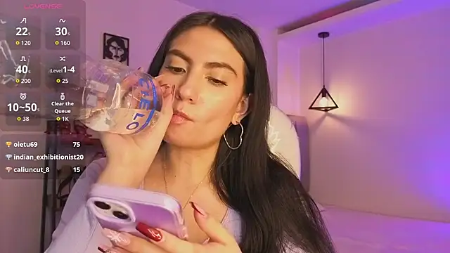 Miller_Vanessa_ Live XXX-chat