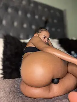 Hot_Mess18 – Naživo XXX chat