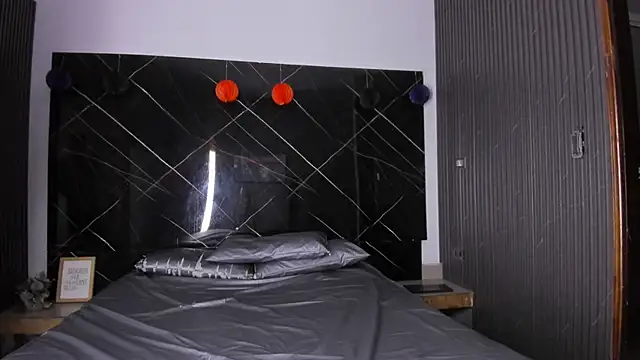 Angell-23 webcam show