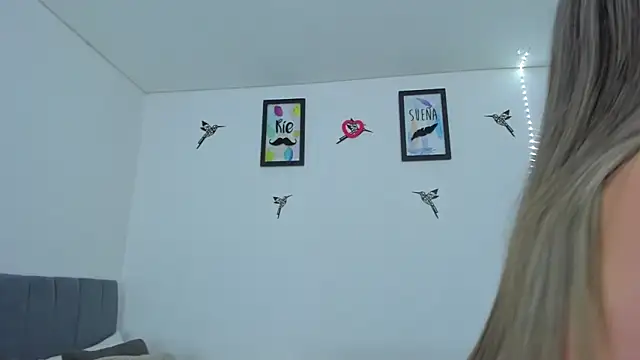 Živý XXX chat im_sarah34