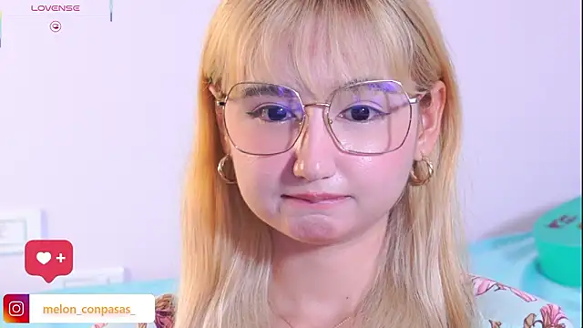 Pinkie_Princes élő XXX-chatje