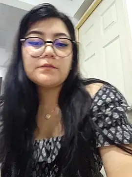 Chatroom XXX en direct de Sakura_0505