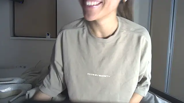 iamKylaBaby élő XXX-chatje