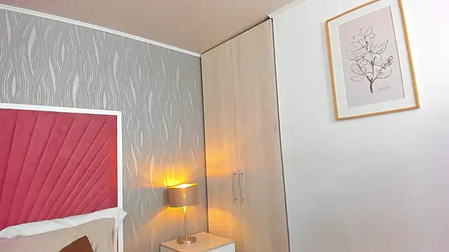 AlejandraVega élő XXX-chatje