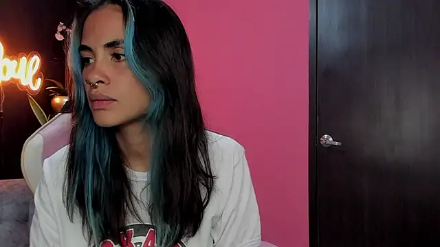 azula_lillet Pertunjukan Webcam