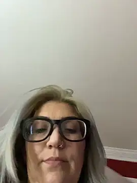 LittleMissEeve's Live XXX Chat