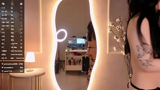 Lii_Rose Chat XXX in diretta