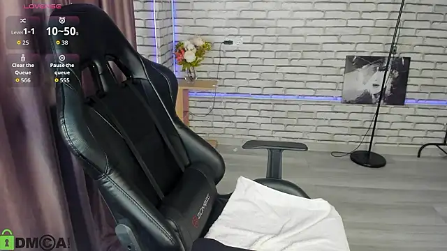 emy__angel 现场XXX聊天