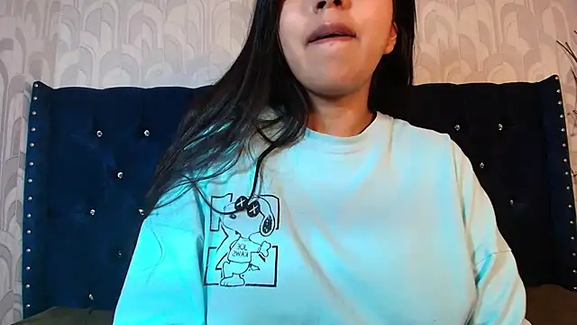 CarolineBrunx's Live XXX Chat