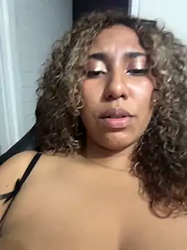 lauraltt Live XXX-chat