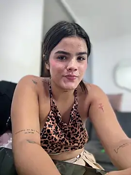 Kaily_Sweet16 라이브 XXX 채팅