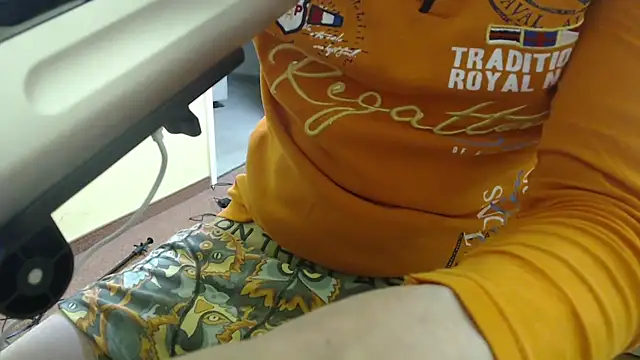 k74robert Chat XXX in diretta