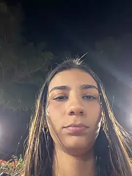 Chat XXX ao vivo de Carolina_1111