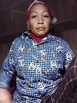 -Xuka-200: онлайн-секс-чат