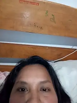 Liinaa_X's Live XXX Chat