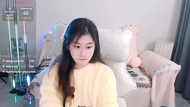 Camila-888 élő XXX-chatje