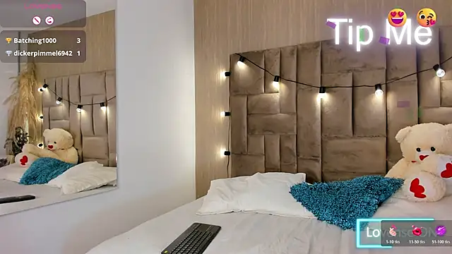 Živý XXX chat MiiaGreys