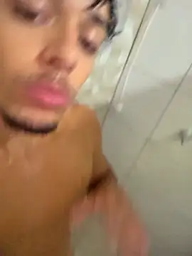 Sfd05 élő XXX-chatje