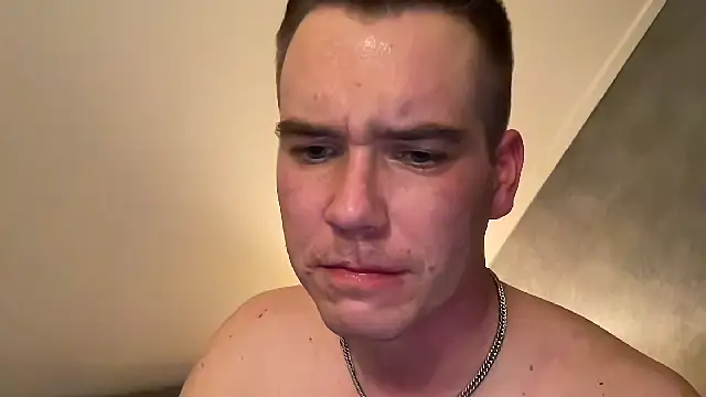 Jadengch's Live XXX Chat