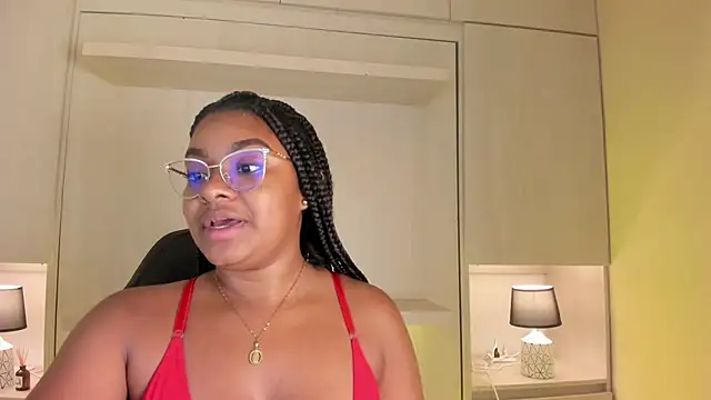 tamaraa_smiith: απευθείας συνομιλία ΧΧΧ