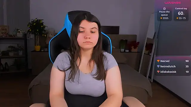 Czat XXX na żywo – Viola__Shy