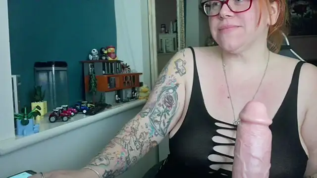 NikiDeeOfficial: απευθείας συνομιλία ΧΧΧ