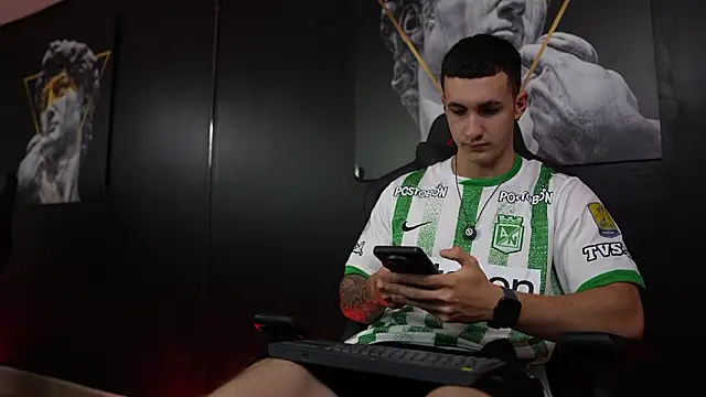 JacksonOlsenn Live XXX-Chat