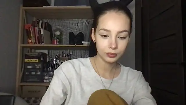 Yuna5343 Chat XXX in diretta