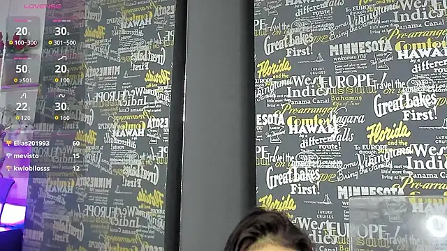 DemmiLove's Live XXX Chat