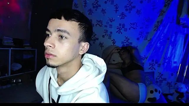 THE_CUTE_COUPLE_12_'s Live XXX Chat