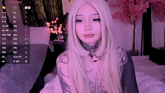 Lein_Bone élő XXX-chatje