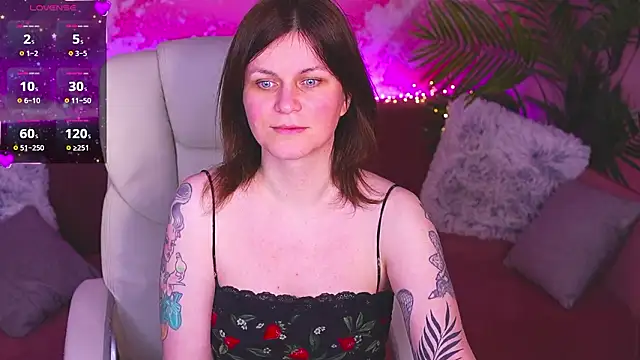 Chat +18 de TinaMelt ao vivo