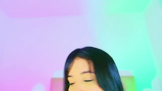 CharlootteEvans live XXX chat